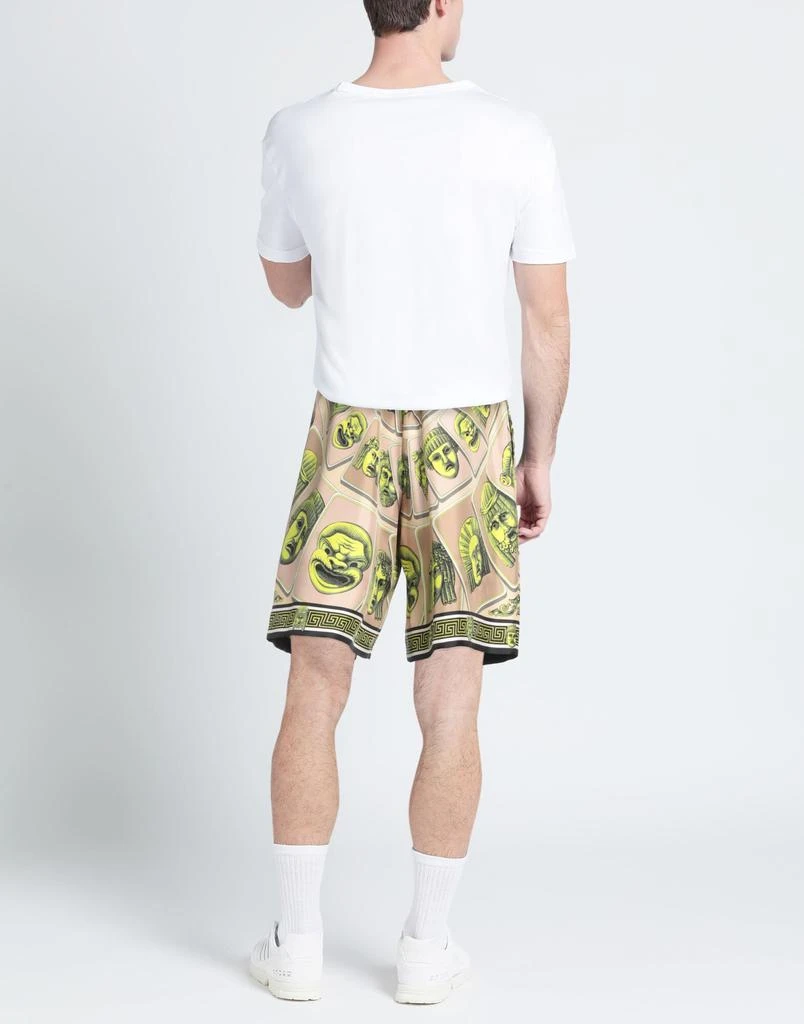 Versace Shorts
Bermuda 3