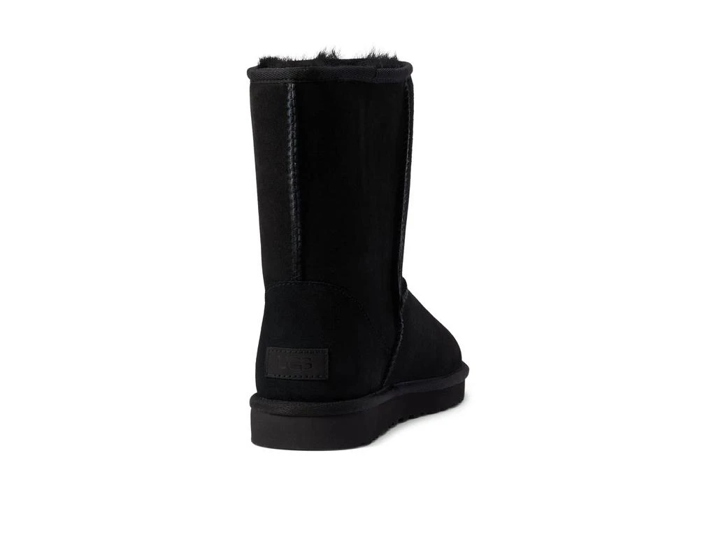 UGG Classic Short II 5