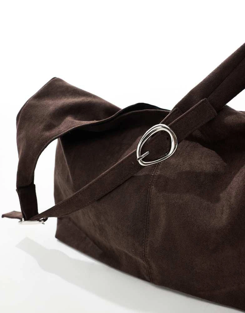 Glamorous Glamorous large faux suede tote bag with buckle strap in dark brown 3