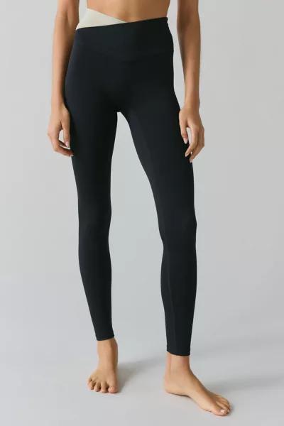 P.E Nation P.E Nation Wander Biscuit Crisscross Waistband Full Length Legging