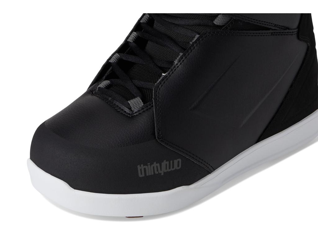 Thirty Two Lashed 
24