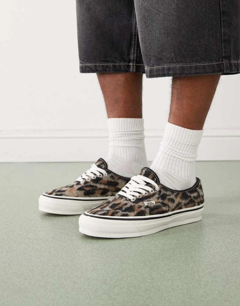 Vans Vans Premium authentic 44 trainers in black/brown