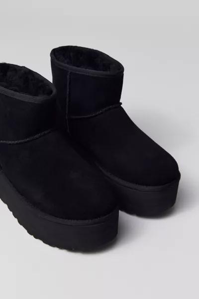 UGG UGG Women's Classic Mini Platform Boot - Snow Boots
