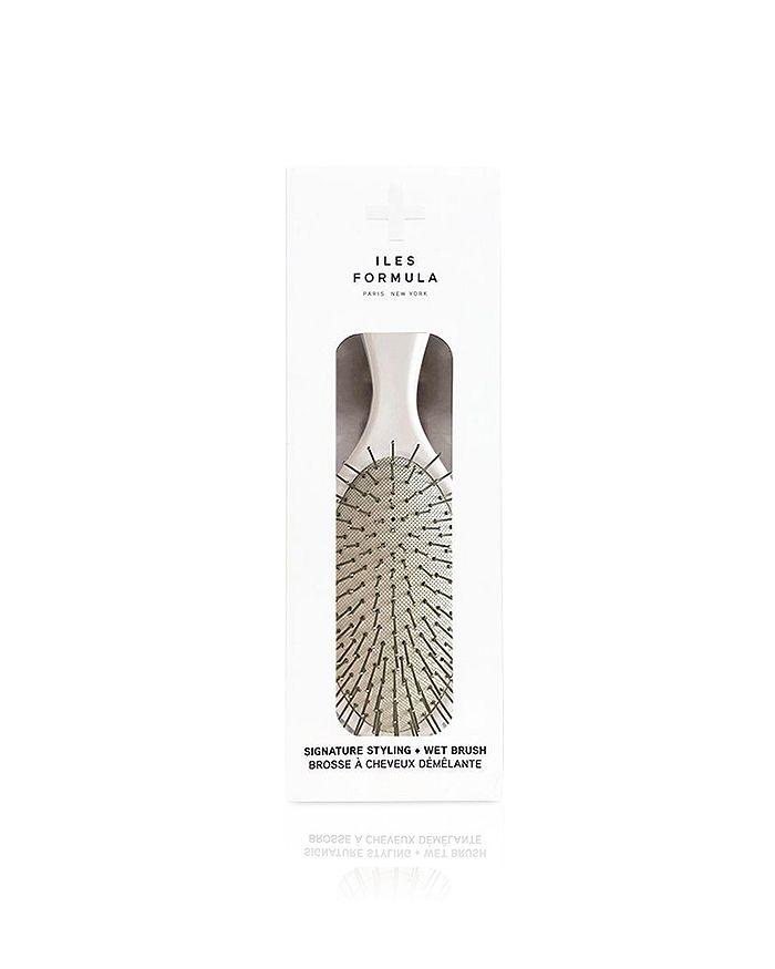 Iles Formula Signature Styling + Wet Brush
