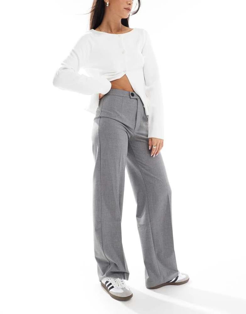 Pull&Bear Pull&Bear high waisted straight leg tailored trousers in grey 1