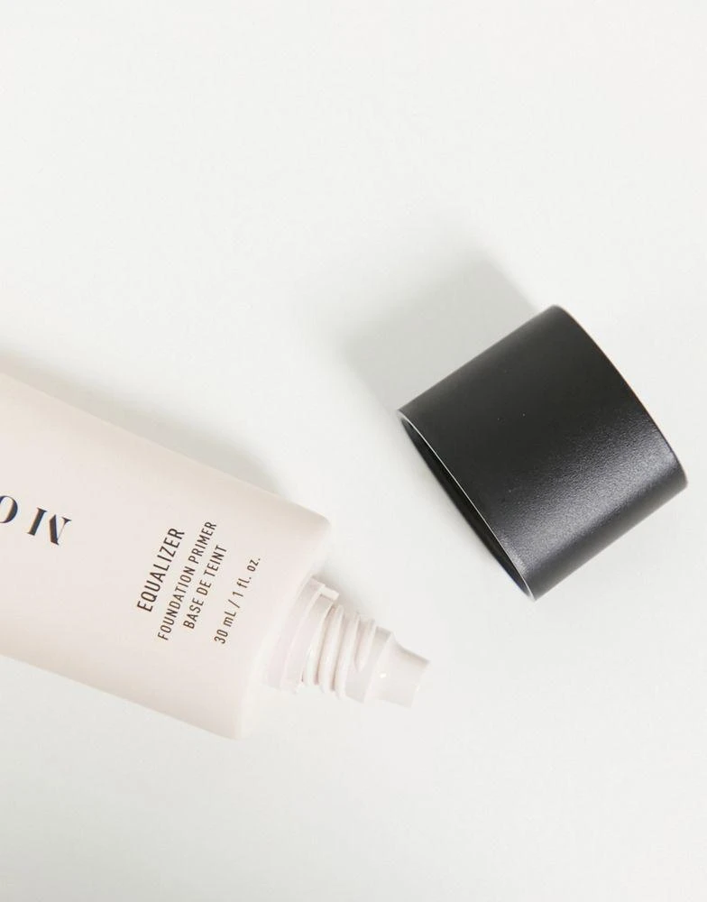 MORPHE Morphe Equalizer Foundation Primer 2
