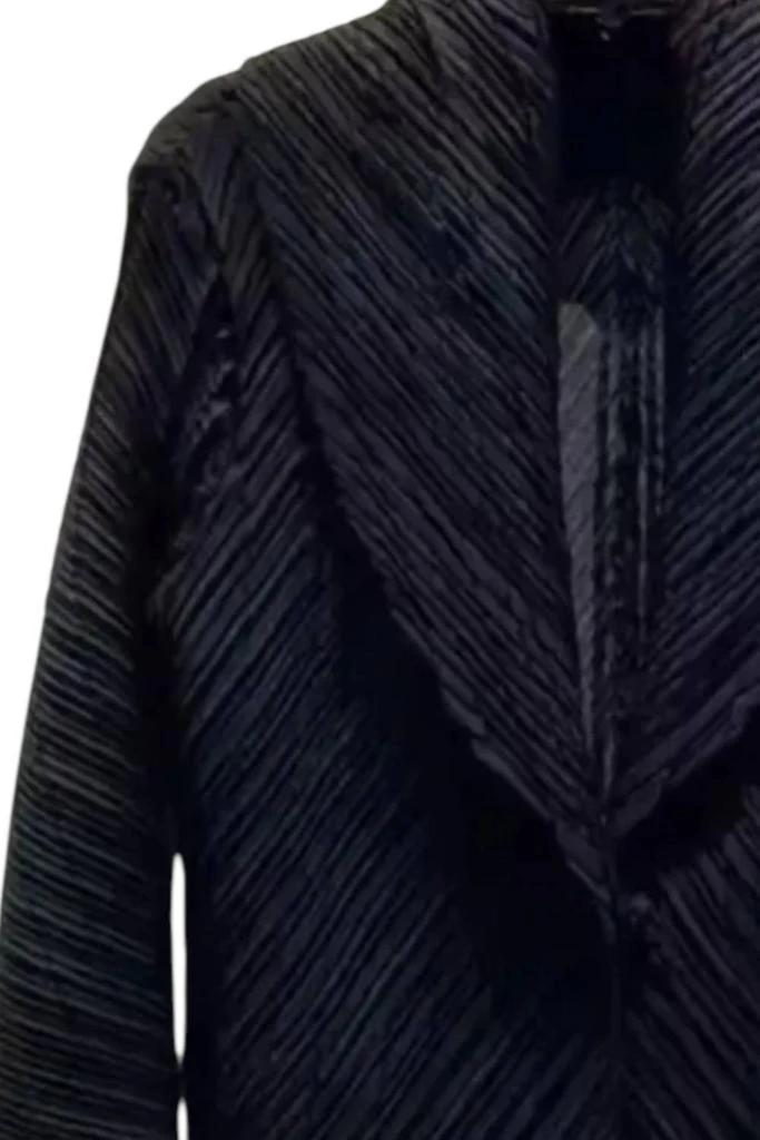 MADONNA 
Co. Madonna 
Co. - Women
s Sculptured Pleated Blazer 2