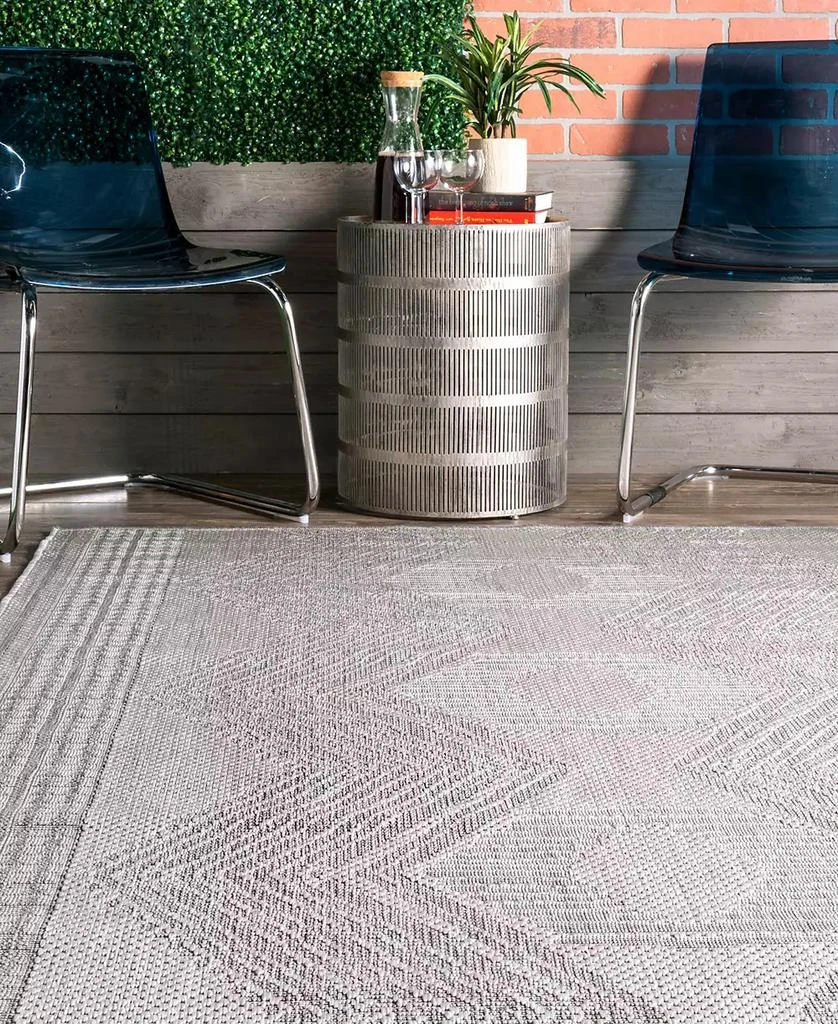 nuLOOM Cabana GBCB01B 6'7" x 9' Outdoor Area Rug 4