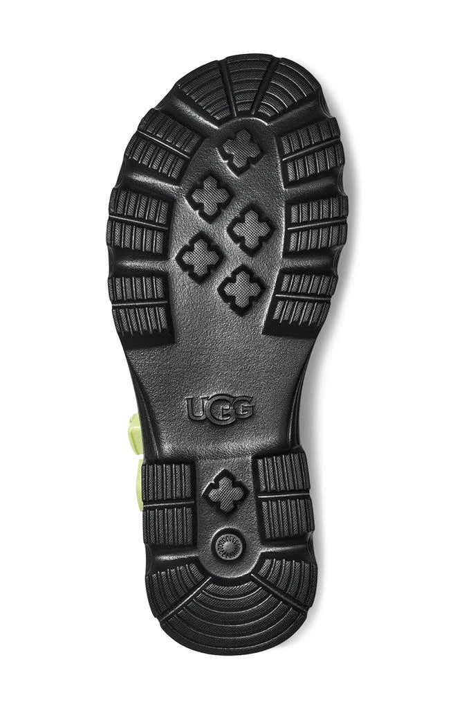 UGG Cora Platform Sandal 5