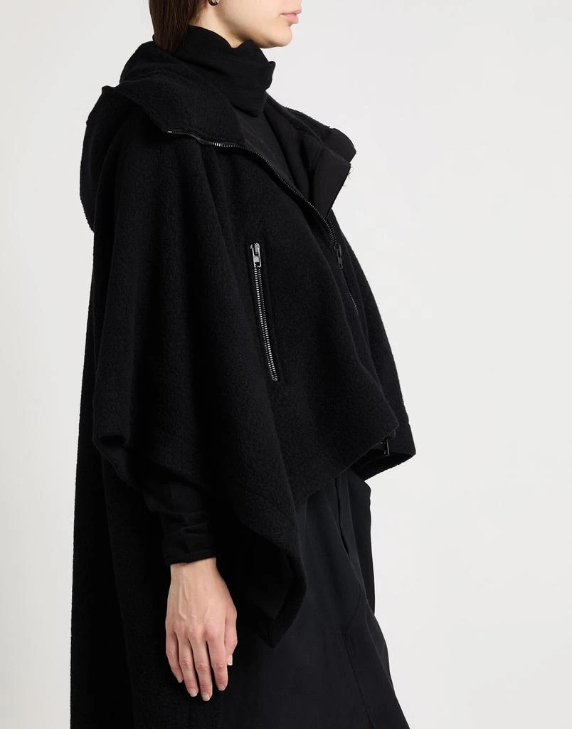 ISABEL BENENATO Cape 4