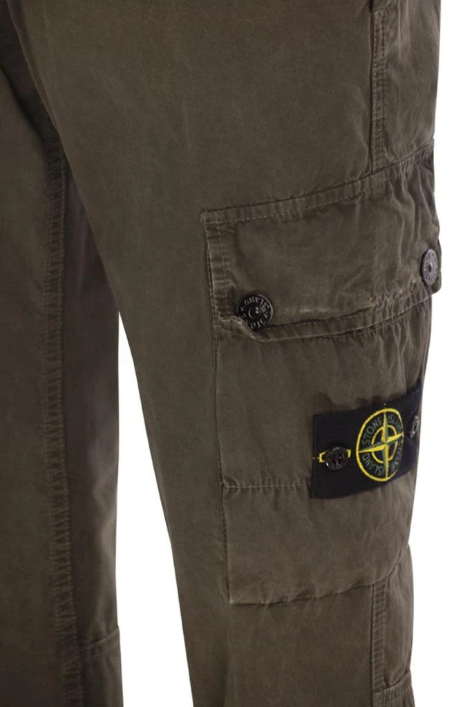 Stone Island SLIM-FIT CARGO TROUSERS 4