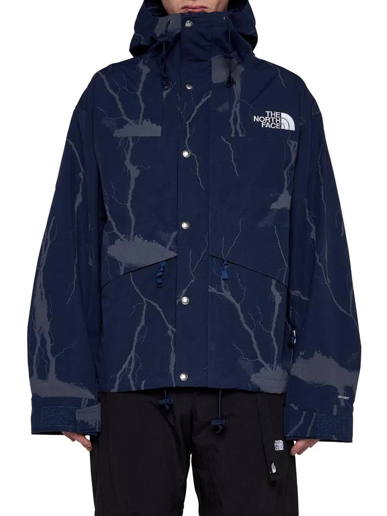 The North Face The North Face Logo Embroidered Hooded Jacket 2