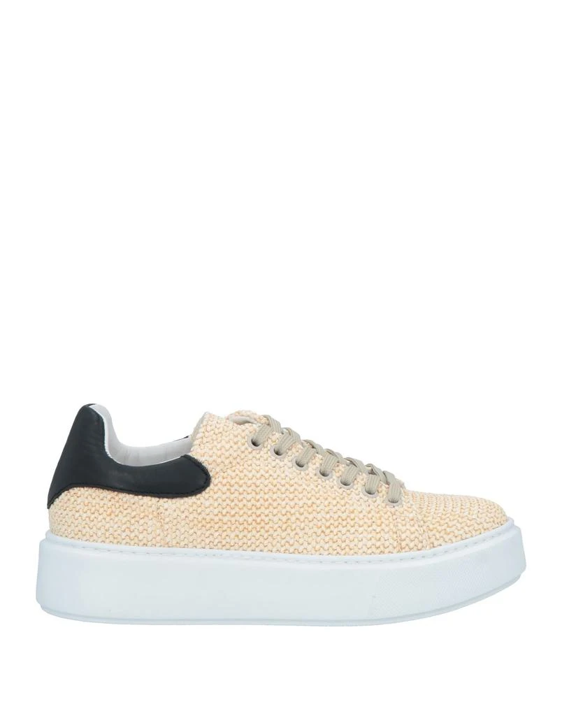 FRAU Sneakers 1