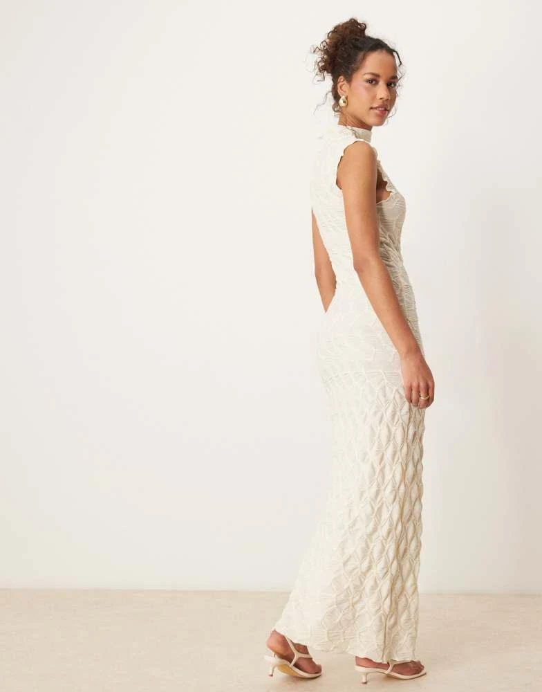 Vila Vila textured jersey maxi dress in cream - Dresses & Skirts -  BeyondStyle