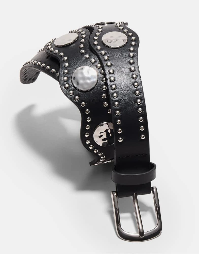 Stradivarius Stradivarius Wavy belt with coins and studs in black 3