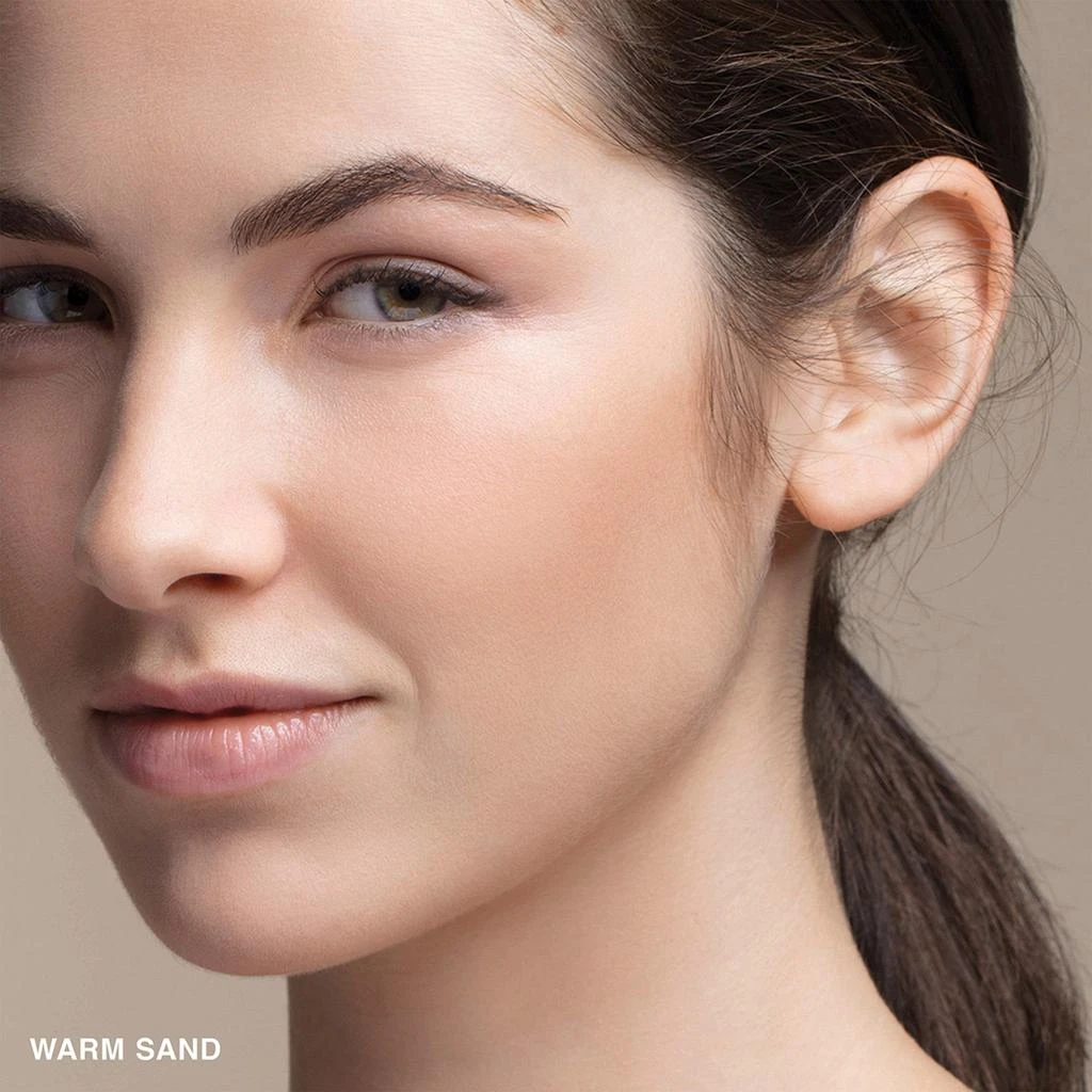 Bobbi Brown Skin Long-Wear Weightless Foundation SPF 15 109