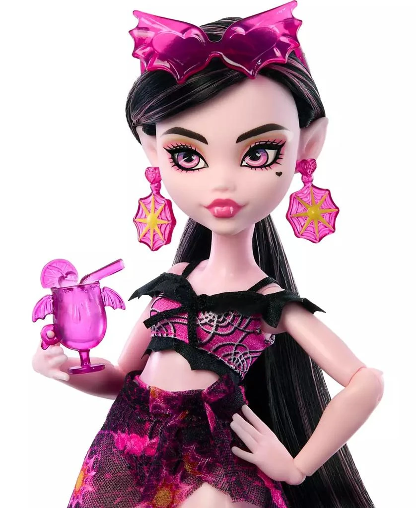 Monster High Scare-Adise Island Draculaura Fashion Doll with Swimsuit Accessories 3