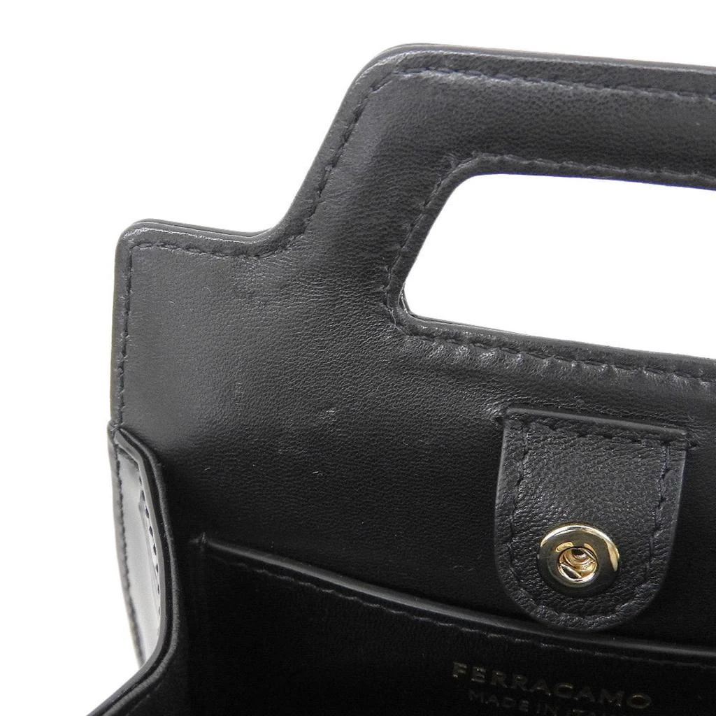 Salvatore Ferragamo Leather Handbag (Pre-Owned) 6