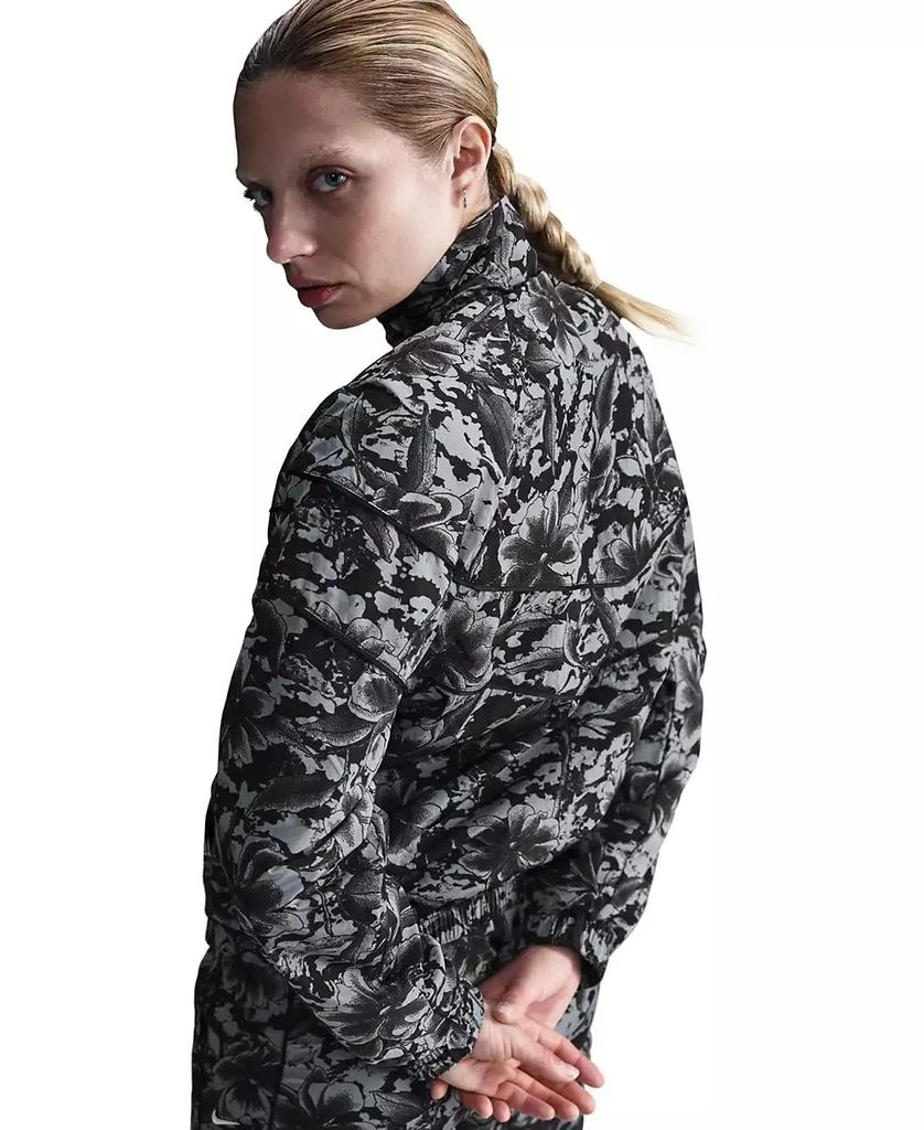 NIKE Sportswear Women's Windrunner Loose Woven UV-Protection Printed Jacket 3
