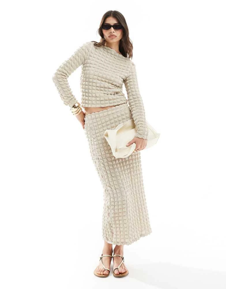 Vero Moda textured midi skirt co-ord in beige – On Sale Now with