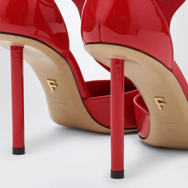 Salvatore Ferragamo Red Pump T-strap in patent leather 5
