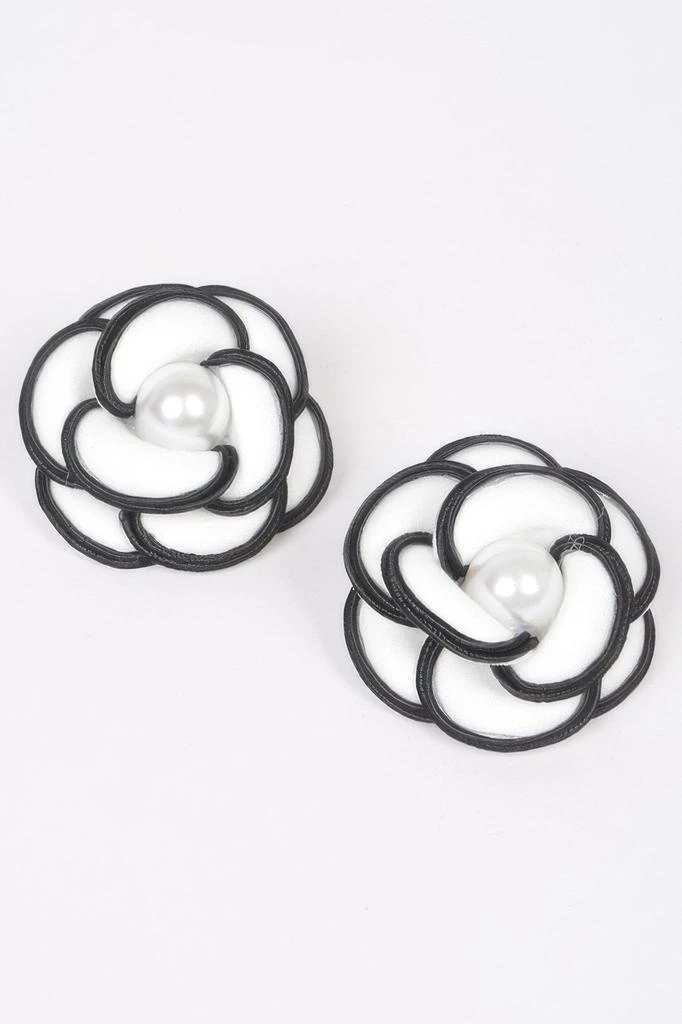TRUEDAMES Faux Pearl Flower Stud Earring