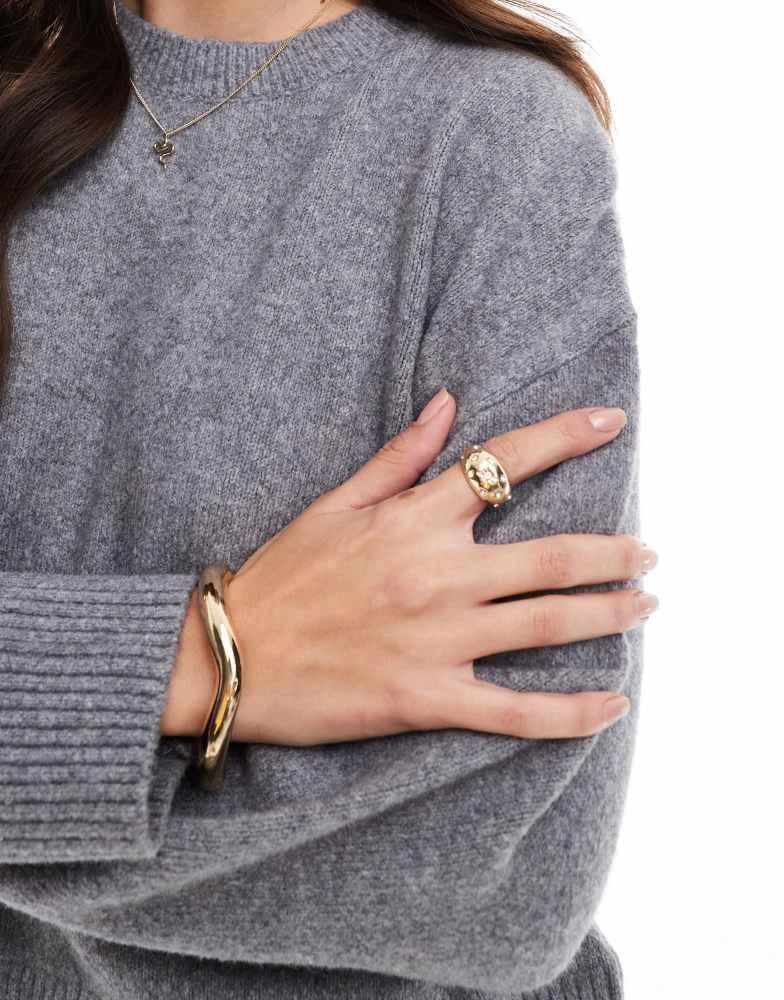 & Other Stories & Other Stories crew neck jumper in grey melange 2