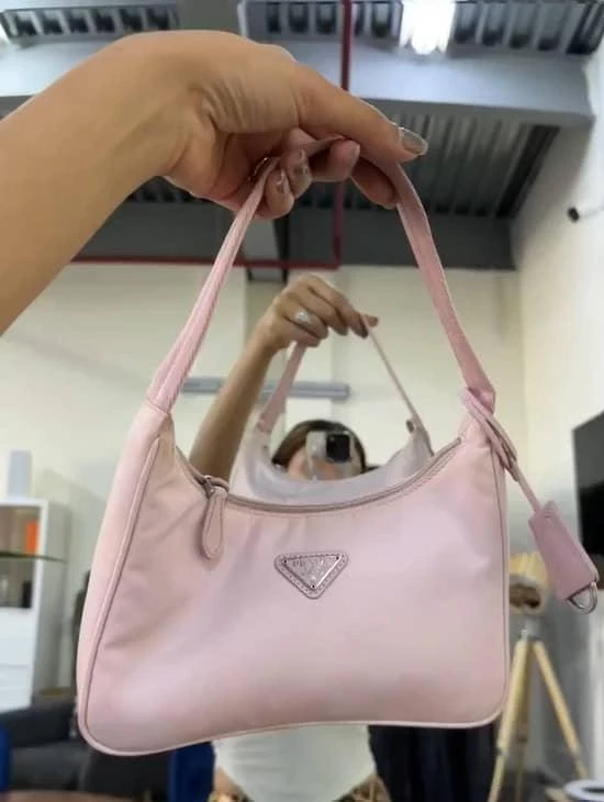 Prada Prada Light Pink Nylon Re-Edition 2000 Shoulder Bag 2
