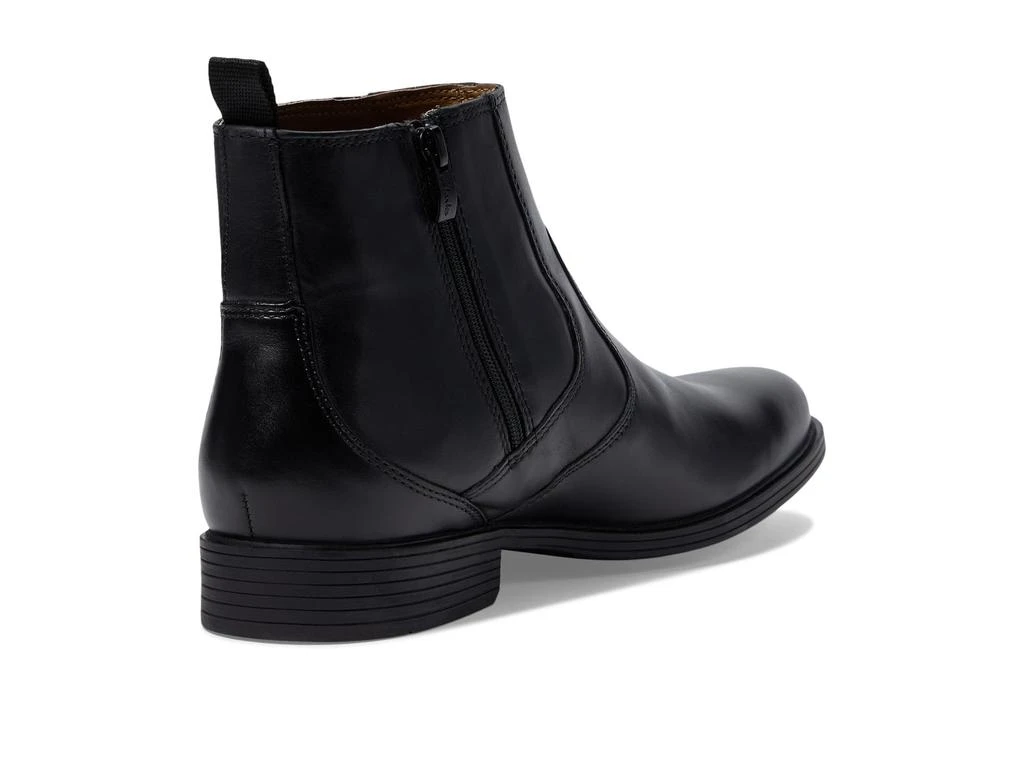 Clarks Whiddon Zip 5