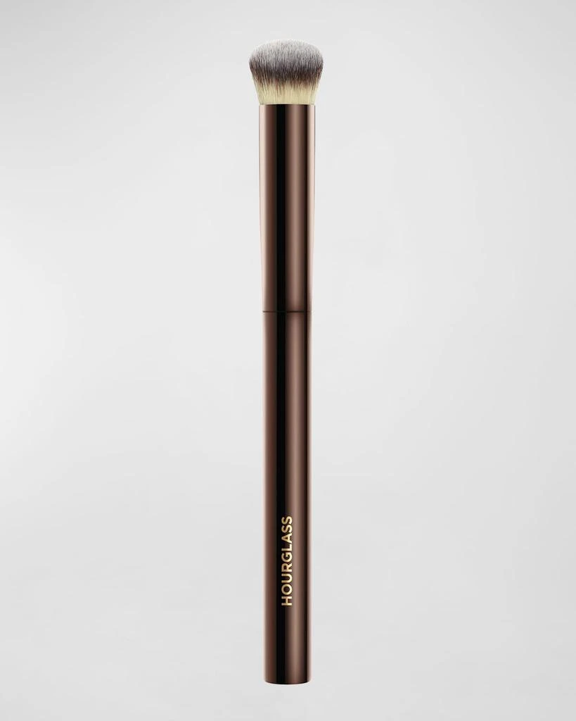 Hourglass Cosmetics Vanish Seamless Finish Concealer Brush 1