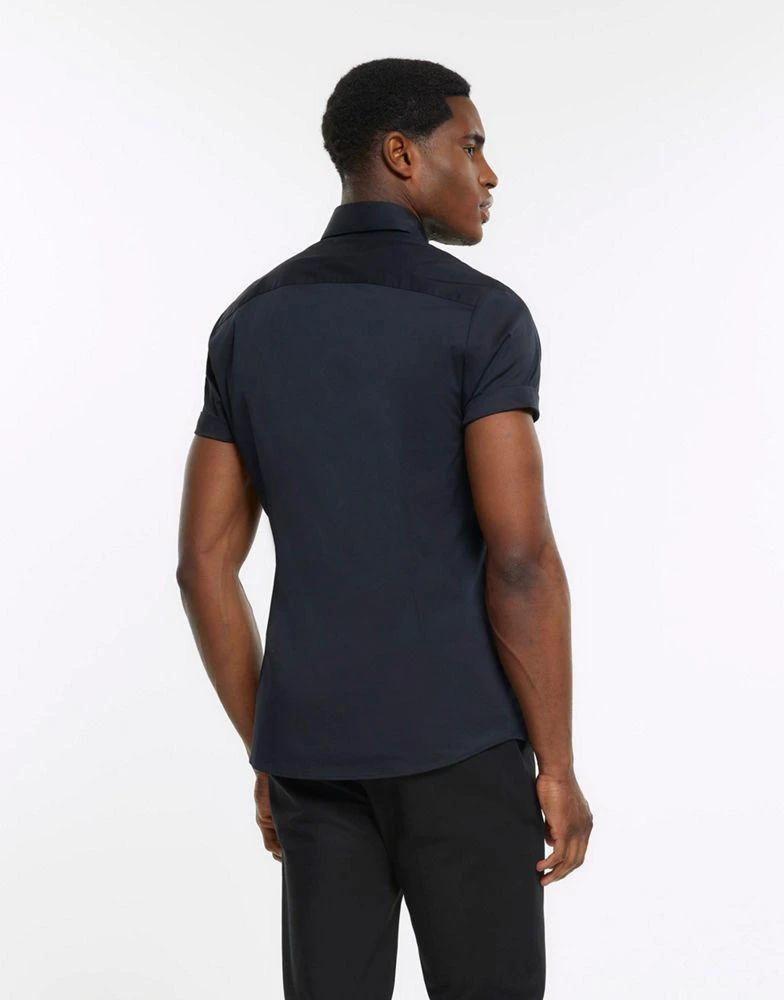 River Island River Island Rr muscle fit short sleeve shirt in black 2