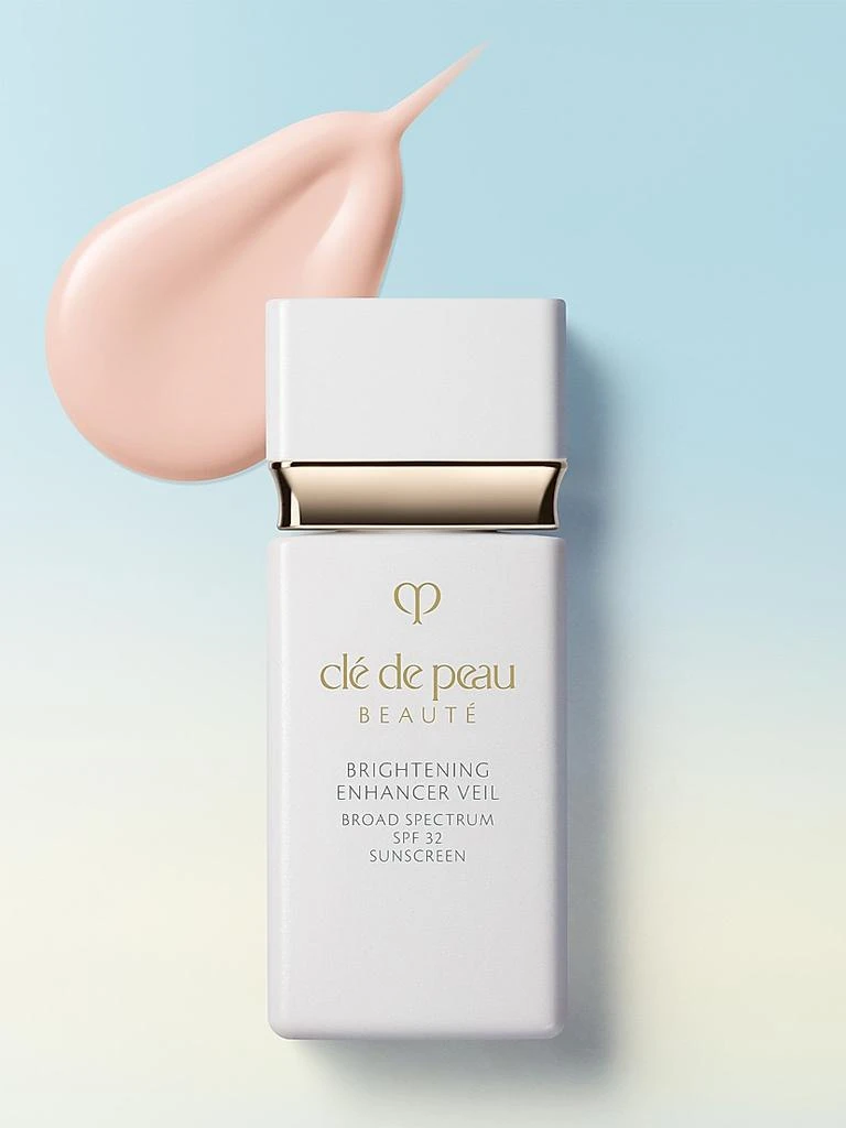 Cle de Peau Brightening Enhancer Veil SPF 32 3