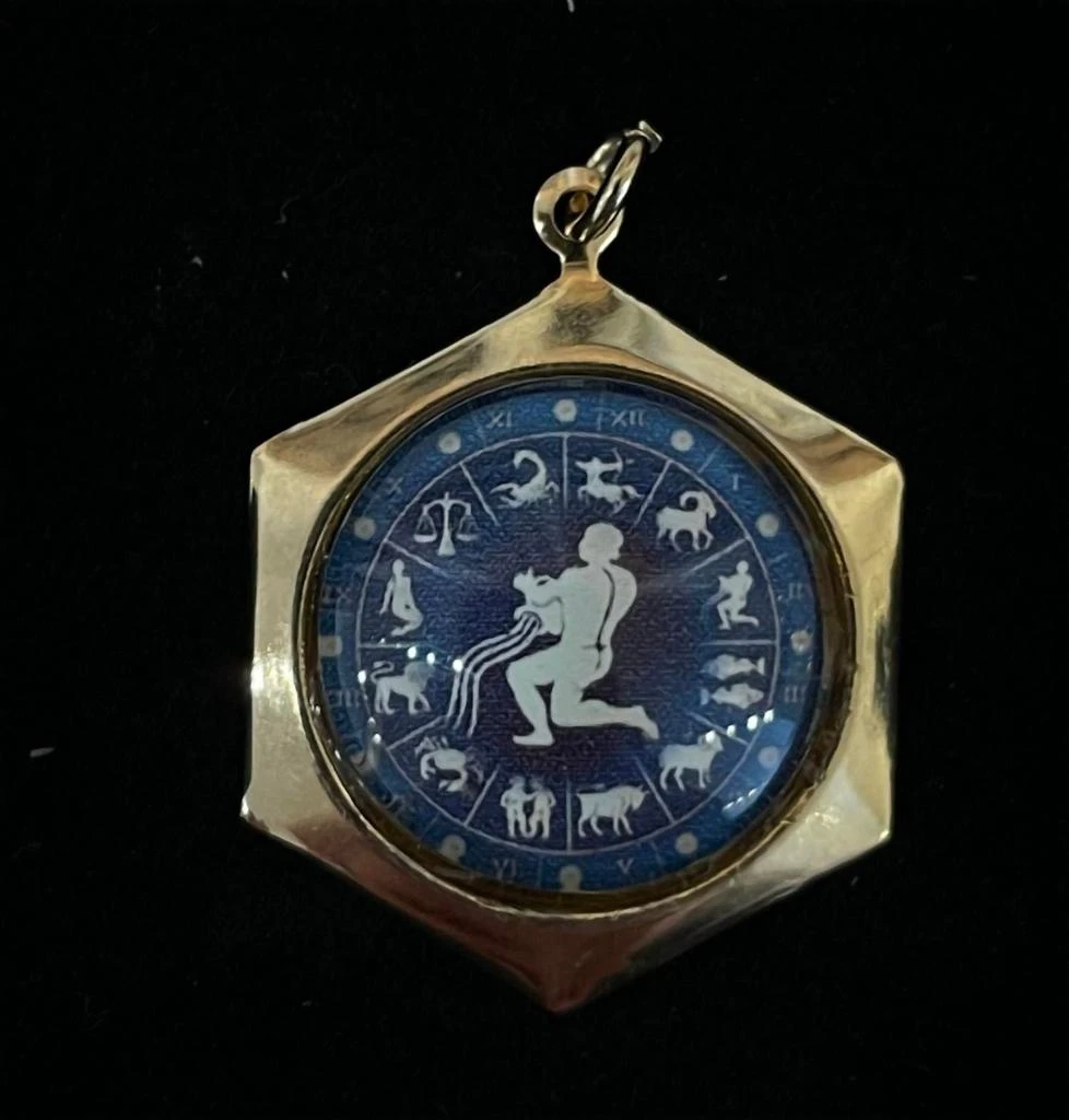 Azi Rasson Azi Rasson - Women
s All Signs Astrology Aquarius Charm