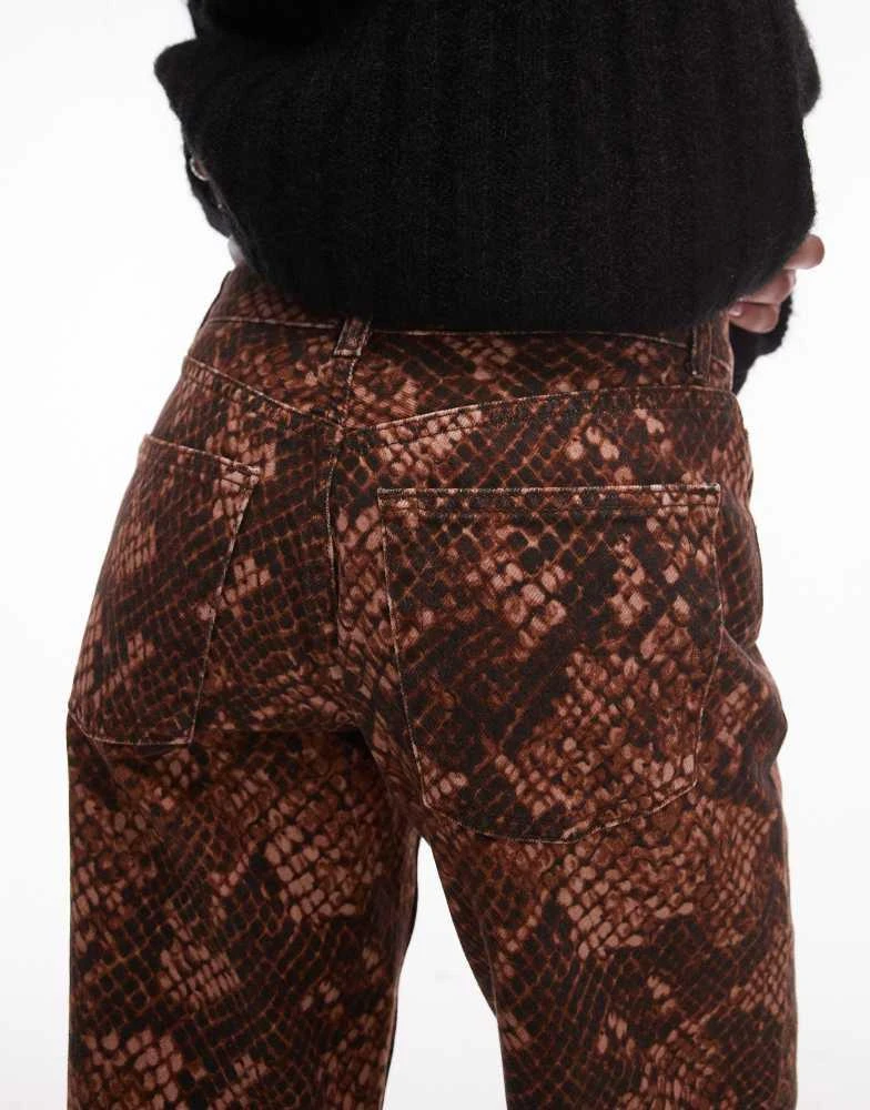 Topshop Topshop Ember low rise straight leg jean in brown snake print 4