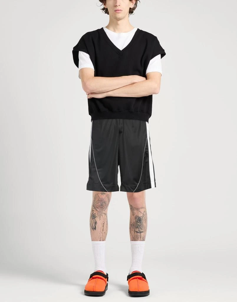 Ih Nom Uh Nit Shorts & Bermuda 2