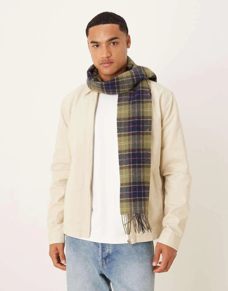Barbour Barbour Tartan lambswool scarf in classic 1