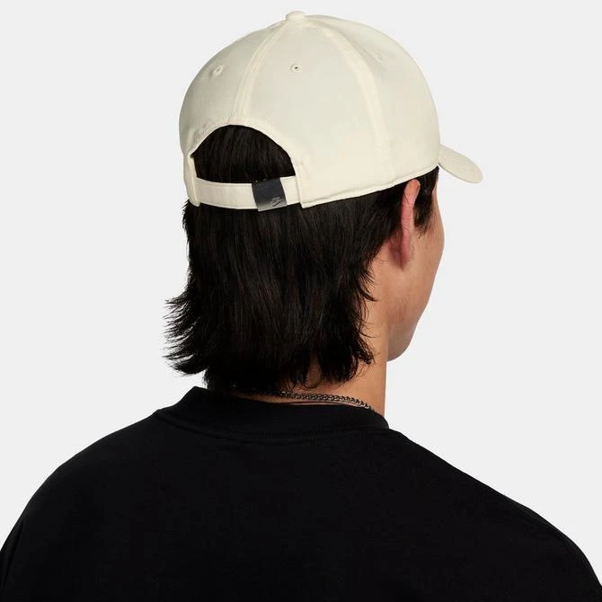 NIKE Nike Dri-FIT Club Structured Metal Logo Strapback Hat 2