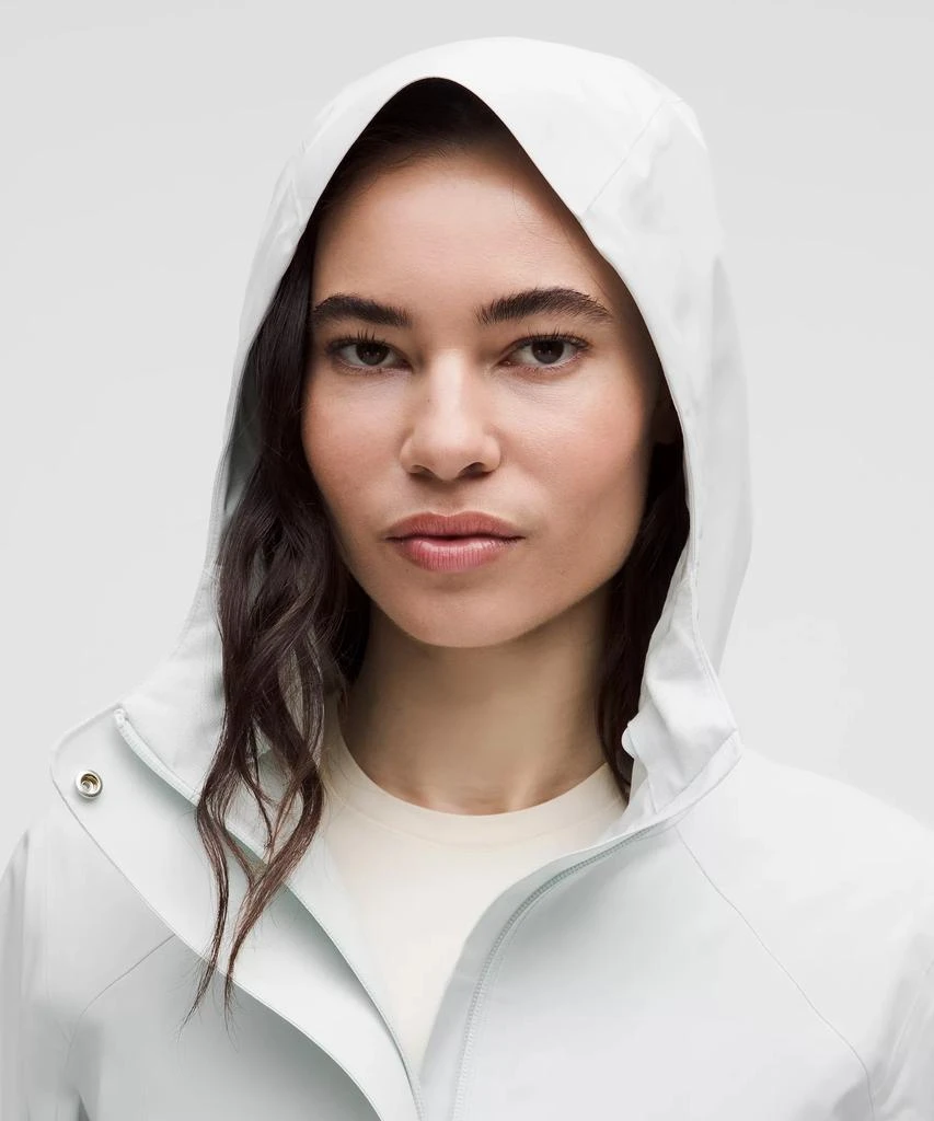 Lululemon Rain Rebel Jacket 44