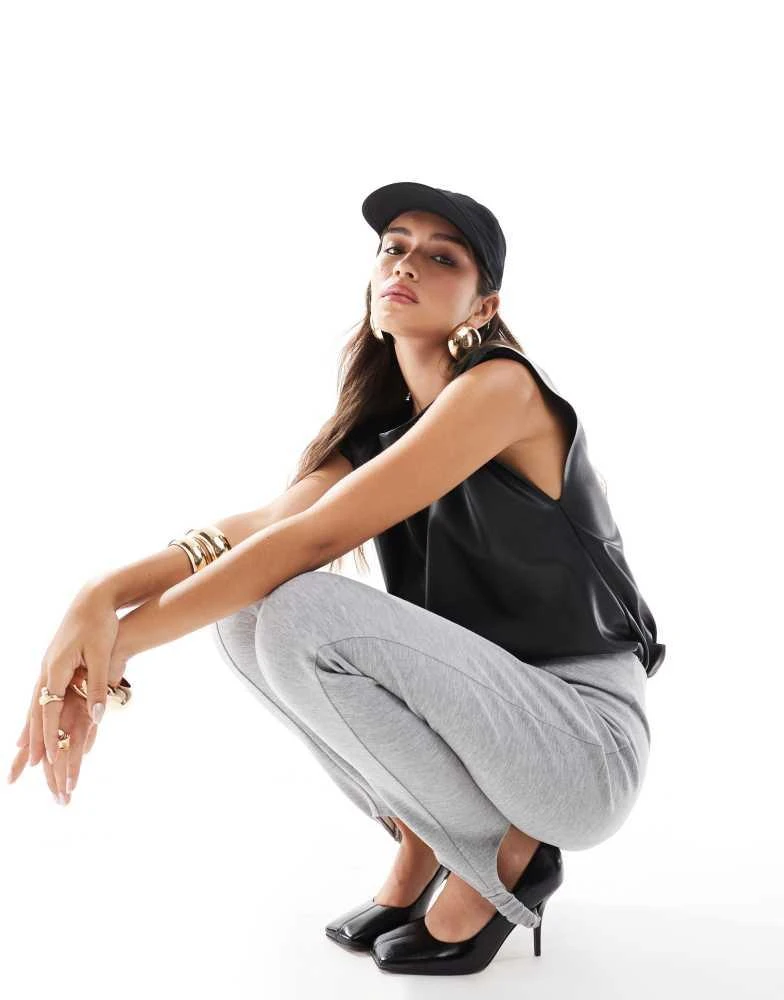 ASOS ASOS DESIGN scuba leggings with stirrups in grey marl 4