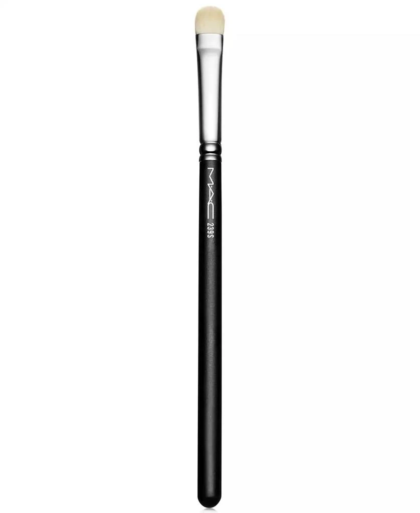 MAC 239S Eye Shader Brush 1