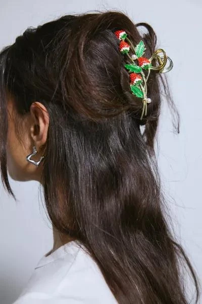 Urban Outfitters Metal Strawberry Claw Clip 1
