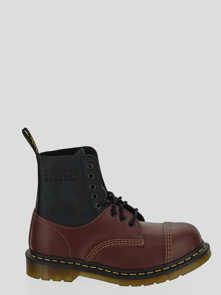 MM6 Dr. Martens x MM6 Maison Margiela 1460 Twisted MM6 Dr. Martens x MM6 Maison Margiela 1460 Twisted