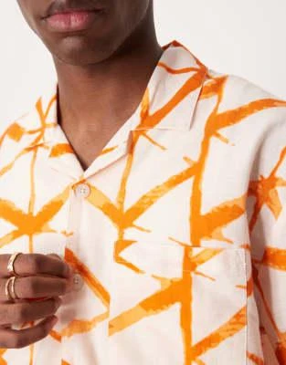 Cotton:On Cotton On Cabana short sleeve shirt in orange abstract print 3