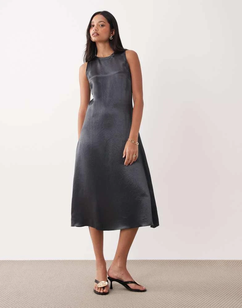green emerald velvet dress Alfred Sung 