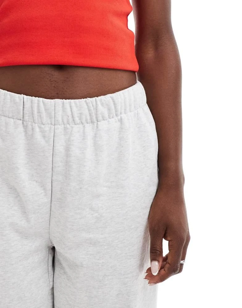 Bershka Bershka joggers in grey 3