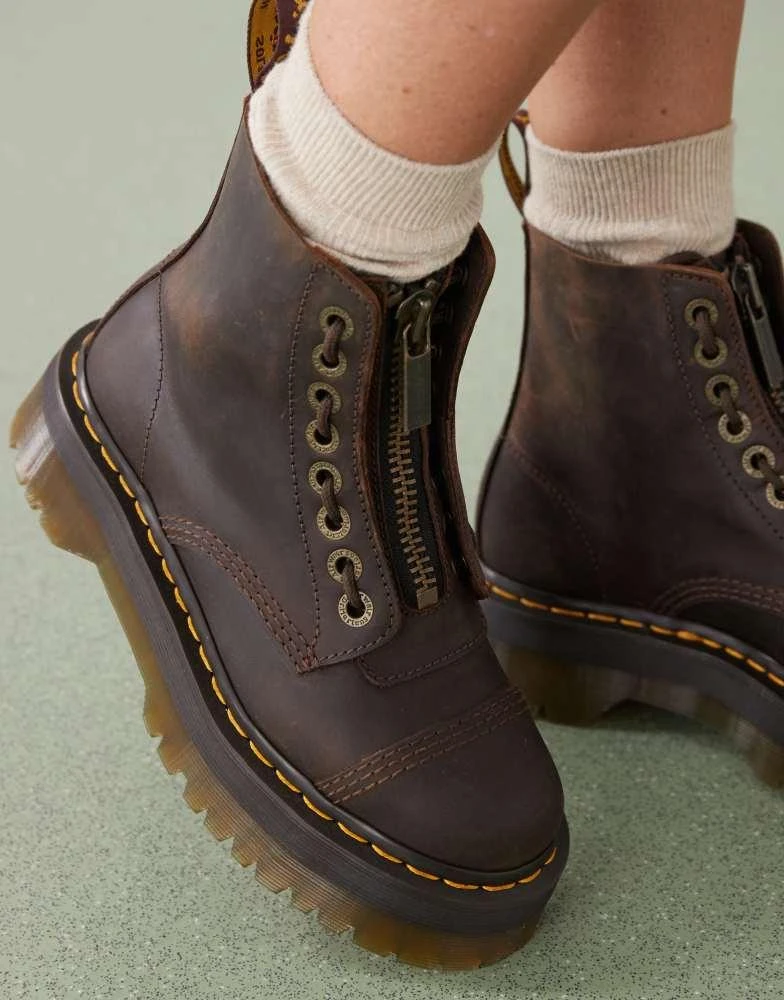 Dr. Martens Dr Martens Sinclair boots in brown 2