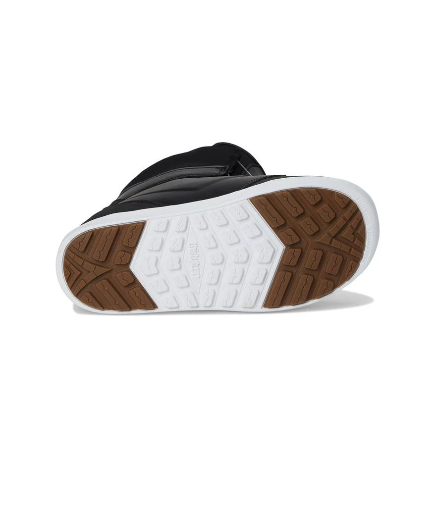 Thirty Two Lashed Double Boa 
24 3