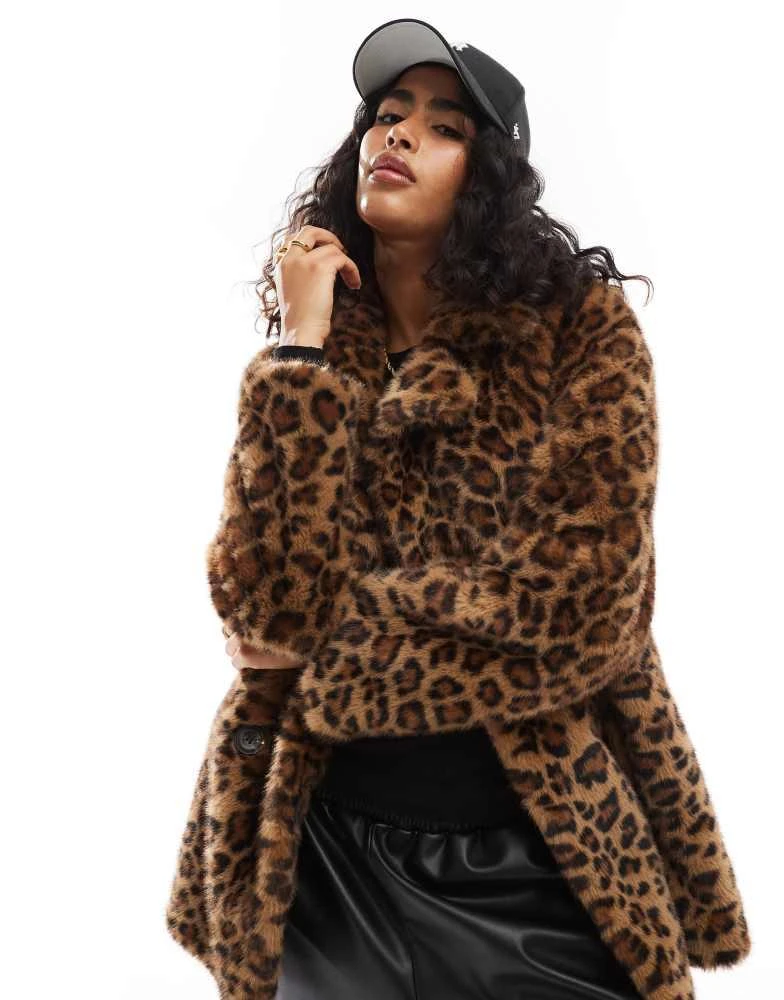 Bershka Bershka longline faux fur coat in leopard print 1