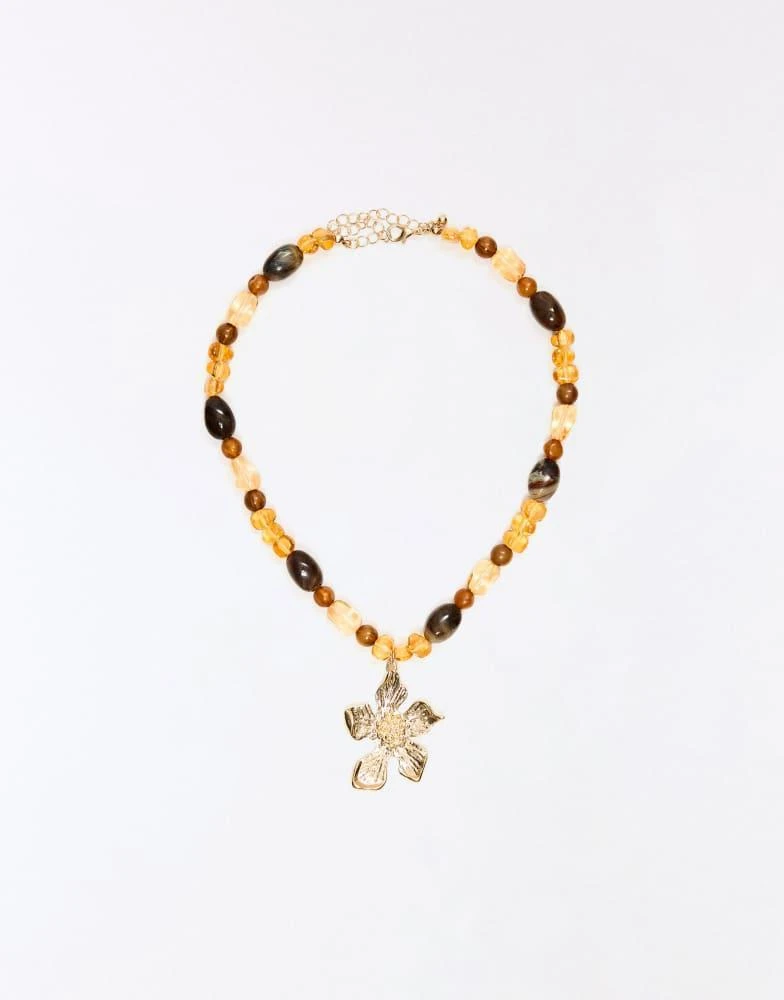 Bershka Bershka Ball necklace with flower pendant in brown
