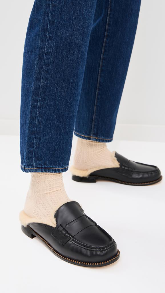Freda Salvador Temi Flats